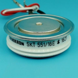 SKT551/16E SKT55116E SKT551-16E module Electronic components