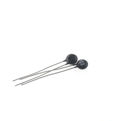 NTC Thermistor MF52 MF52A 1K 2K 2.2K 3K 4.7K 5K 10K 20K 30K 47K 50K 200K 1% 5% Temperature Sensor B Value 3950K Matchhead