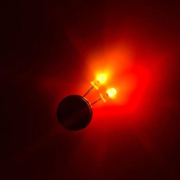 5mm White LED Diode Lights DC 3V 20mA Round Clear Lens Electronics Components Light Emitting Diodes LED Light Bulbs